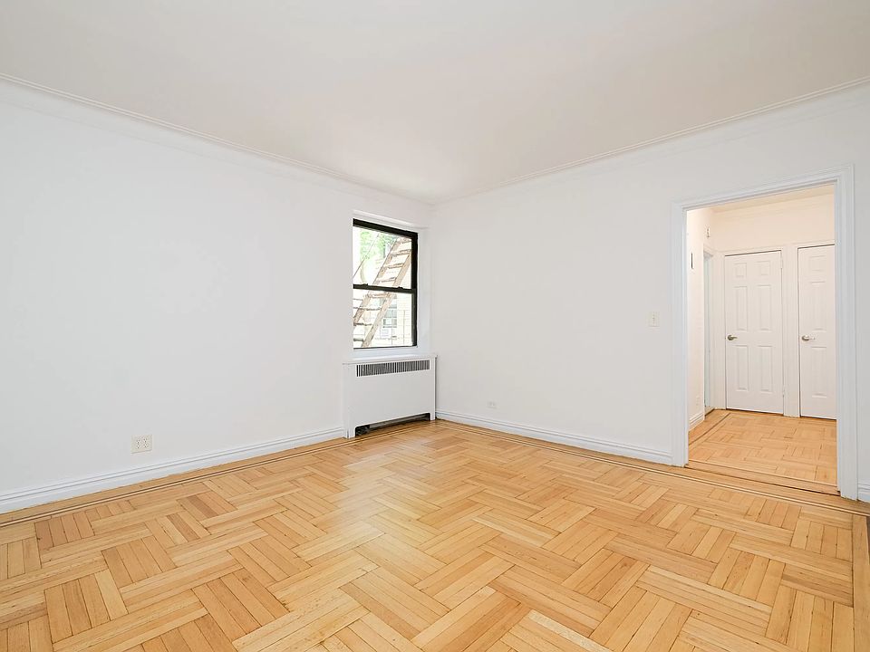 1st image of 340 E Mosholu Pkwy S APT 2E