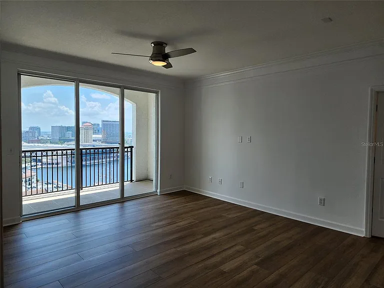 345 Bayshore Blvd #P6 — Photo 15
