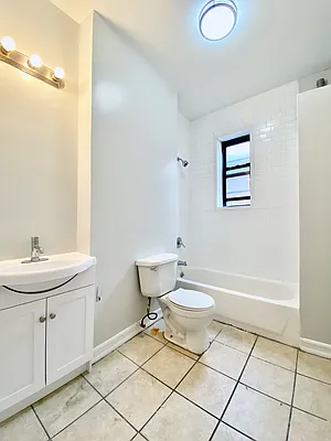 Rented by Compass | media 18