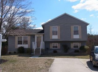 1212 Gillia Ct, Pasadena, MD 21122