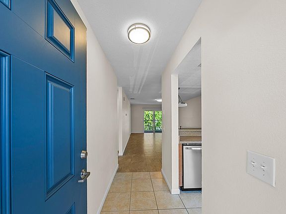 3rd image of 3880 34th Ave S #201
