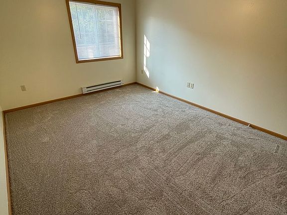 5th image of 930-940 Linden Dr #970-002