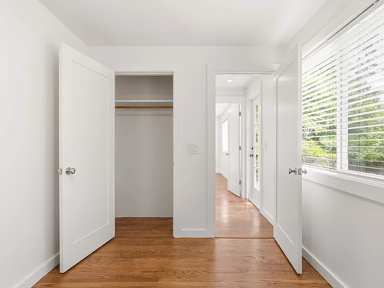 202 California Ave — Photo 13