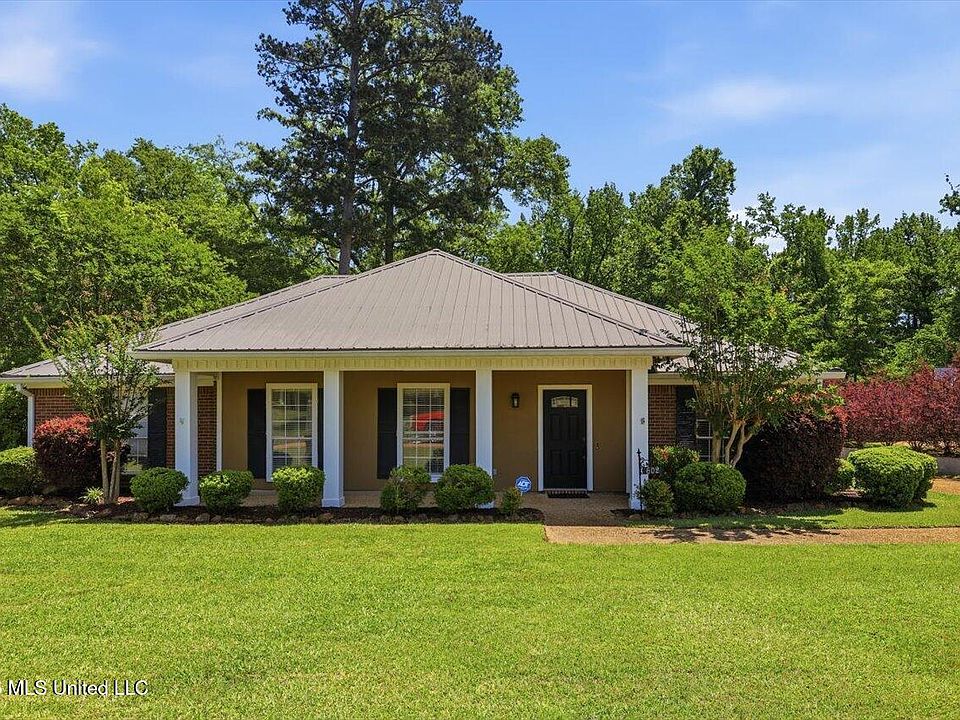 1st image of 602 Treeline Dr