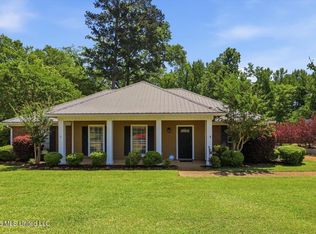 602 Treeline Dr, Brandon, MS 39042