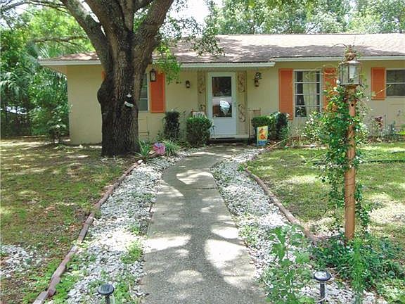4th image of 9041 N Golfview Dr