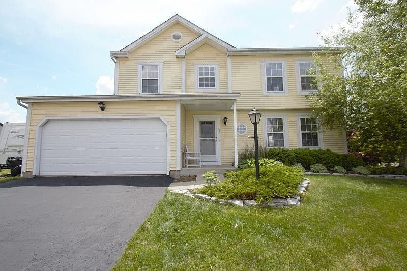 1st image of 11 E Woodfield