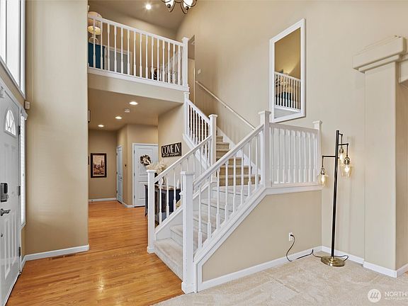 4th image of 18505 Hawksview Drive