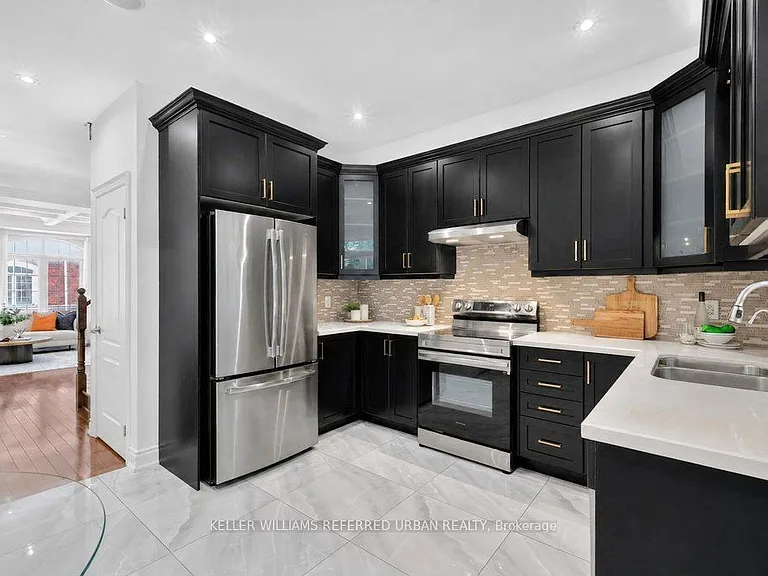 233 Finch Ave E — Photo 14