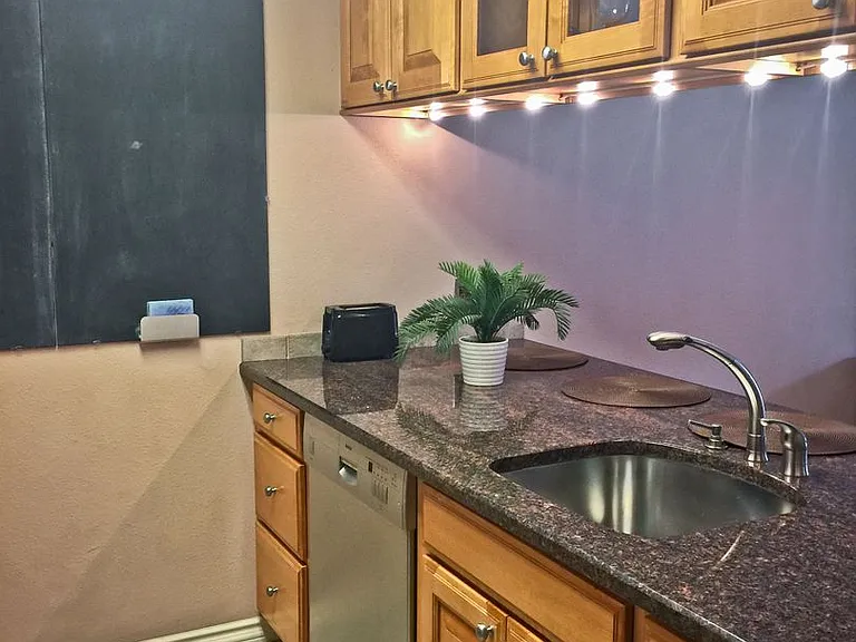 2727 Folsom St #310 — Photo 6