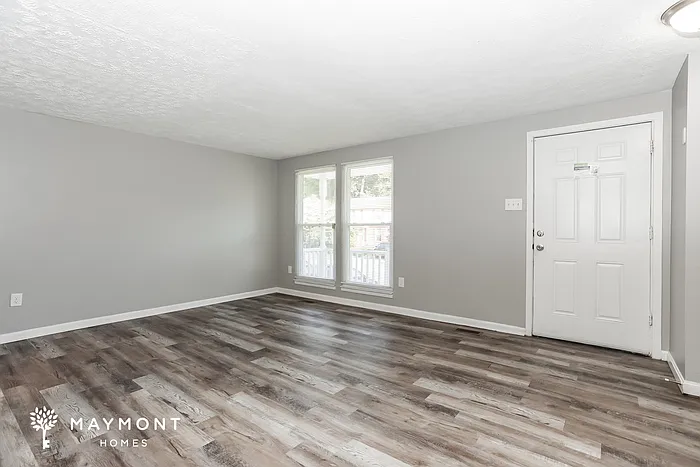 4801 Hawksbury Rd — Photo 6