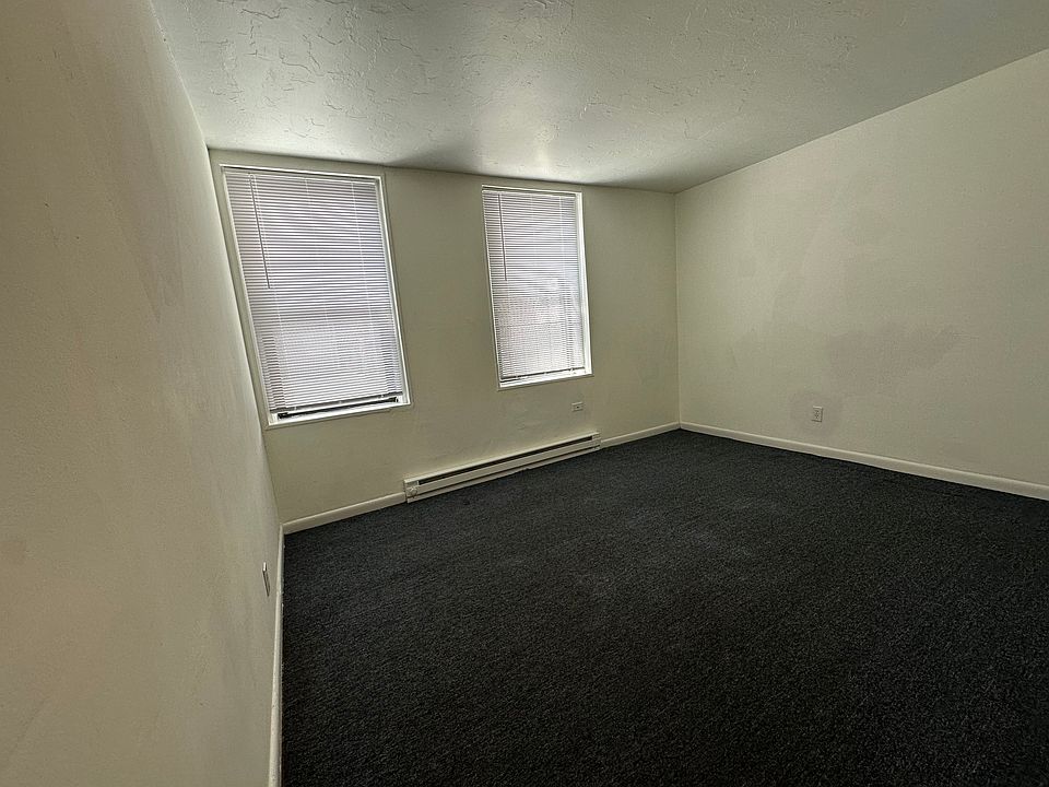 1st image of 410 Market St #B