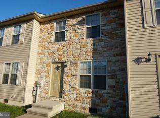 28 Genesis Dr, Inwood, WV 25428