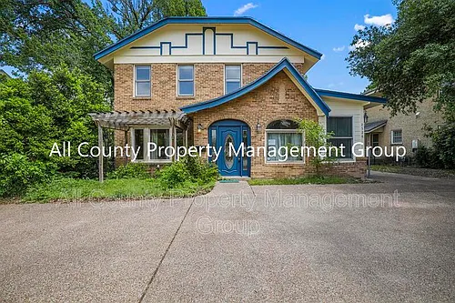 2625 S University Dr Photo 1