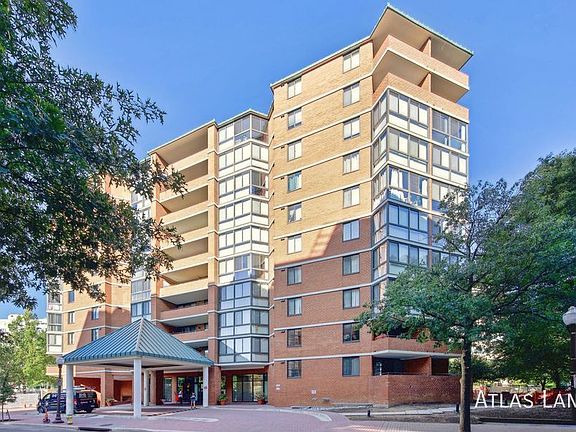 5th image of 1001 N Randolph St APT 803