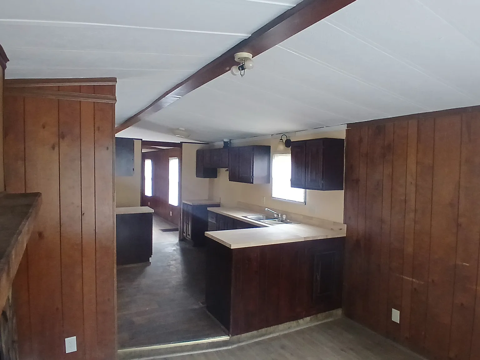 2 bed, $1,000 — Photo 4