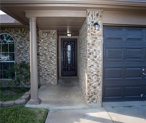 2nd image of 4127 Fawn Dr