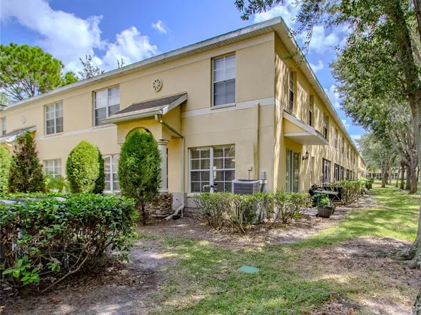 10917 Brickside Ct, Riverview, FL 33579