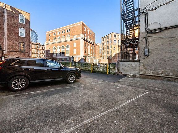 4th image of 5-7 Jerusalem Pl