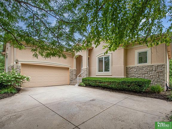 3rd image of 11426 Iowa Cir