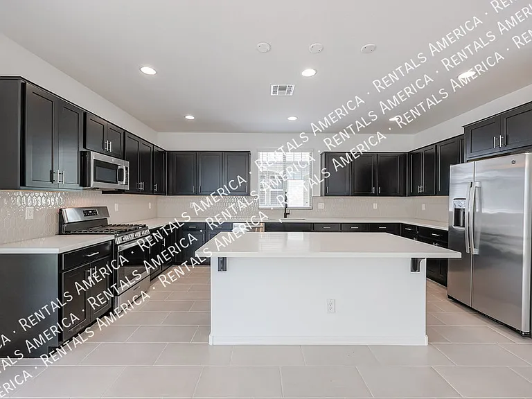 3768 N 99th Dr — Photo 11