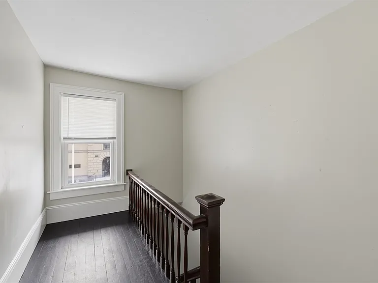 28 School St #2 — Photo 2