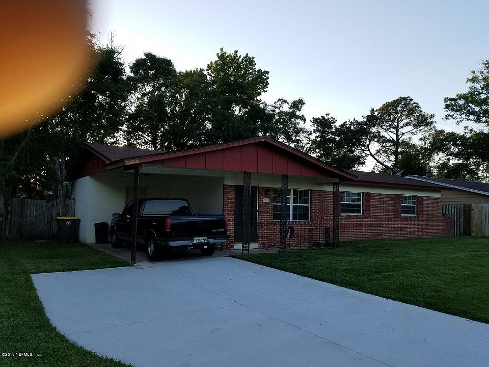2nd image of 3014 Mandell Dr