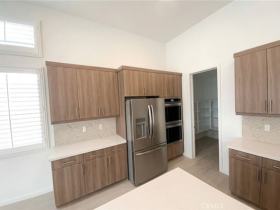 2nd image of 103 Mustang Ln