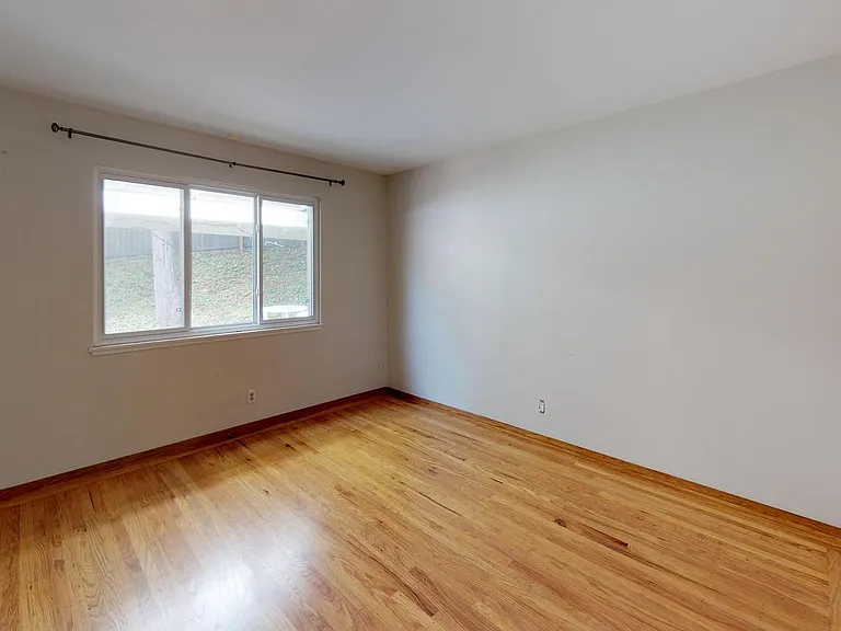 1432 Bel Aire Rd — Photo 14
