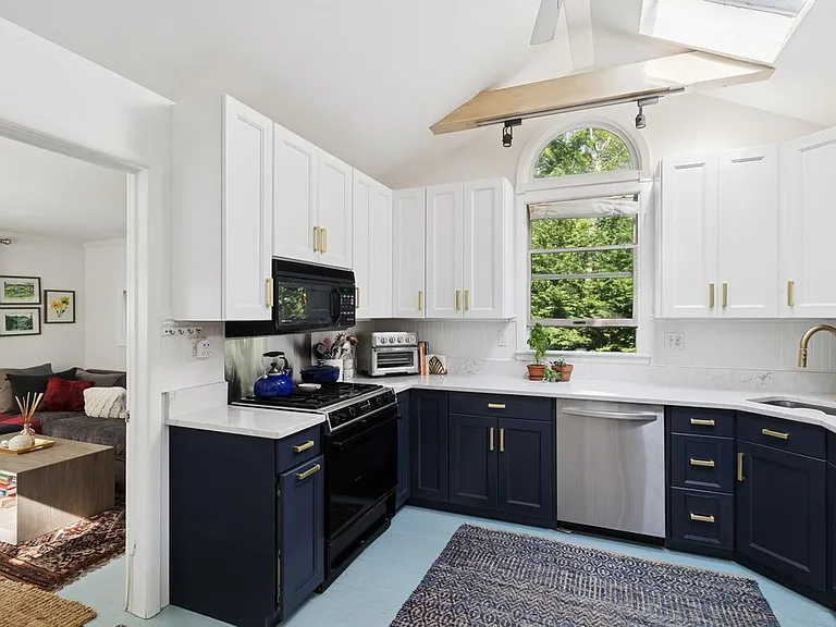 7 Squaw Rd — Photo 11