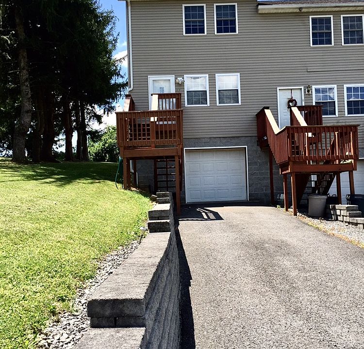 1st image of 1512 Dawn Dr #B