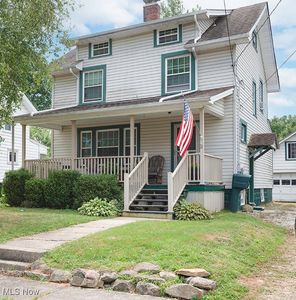 32 Orchard St, Newton Falls, OH, 44444