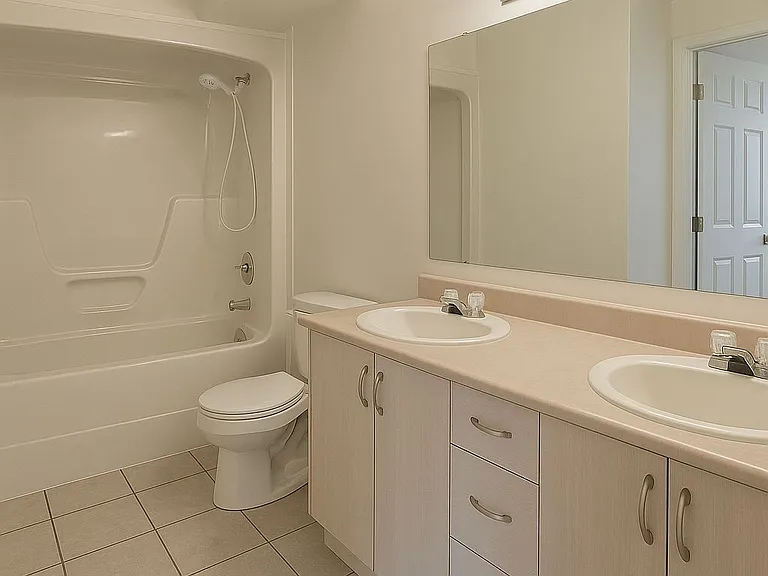 469 Church St #8 — Photo 9