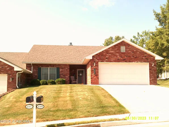 4319 Kendallwood Ct, Jefferson City, MO 65109