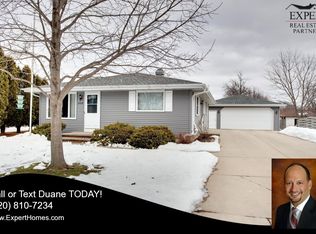 2418 S Eric Dr, Appleton, WI 54915