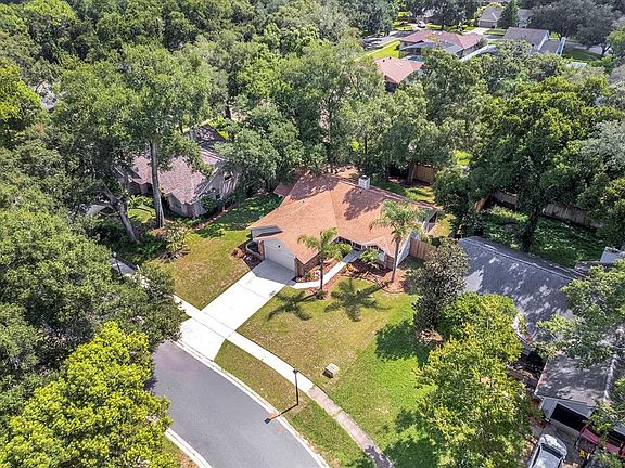 5th image of 837 TOWERING OAK WAY