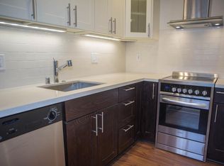 2719 E Pike St APT 4, Seattle, WA 98122