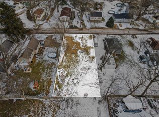 2301 Oxford St, Kalamazoo, MI 49004