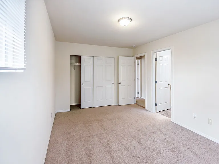 Washington Court Residential — Photo 16