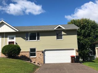 1291 Dennis St N, Maplewood, MN 55119