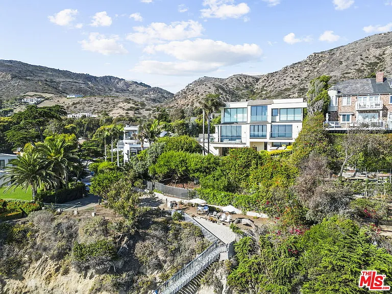 31833 Sea Level Dr — Photo 28