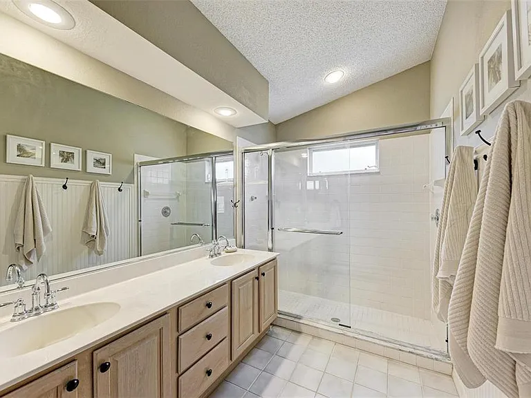 4936 Linsey Ct — Photo 22