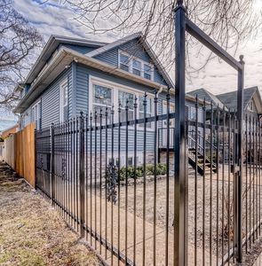 1229 N Waller Ave, Chicago, IL, 60651
