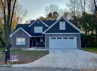 13892 Adirondack Ct, Middlebury, IN 46540