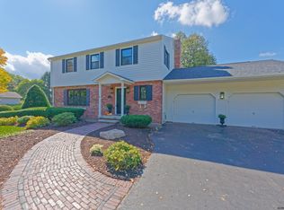 50 Hawthorne Dr, Valatie, NY 12184