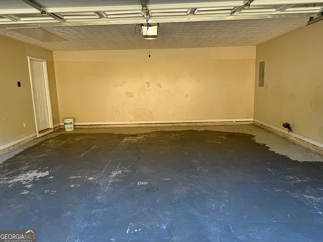 4393 English Loop — Photo 5