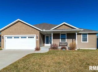 602 Rock Point Rd, Colona, IL 61241