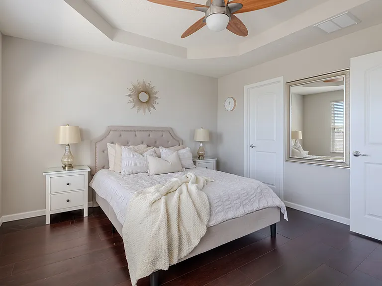 6180 N Pointe Dr — Photo 17