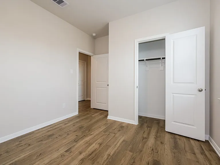 16454 Honeysuckle Hill Dr — Photo 15