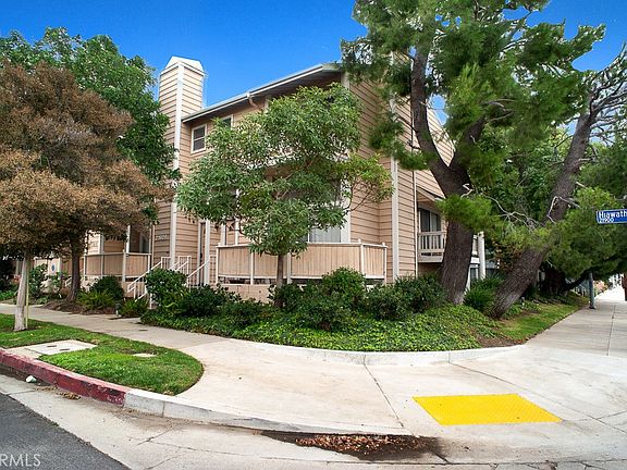 3rd image of 10350 Topanga Canyon Blvd